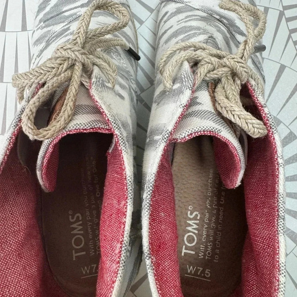 Toms Desert Ankle Boots Chukka Womans Size 7.5 canvas Wedge‎ Heels - Picture 4 of 5